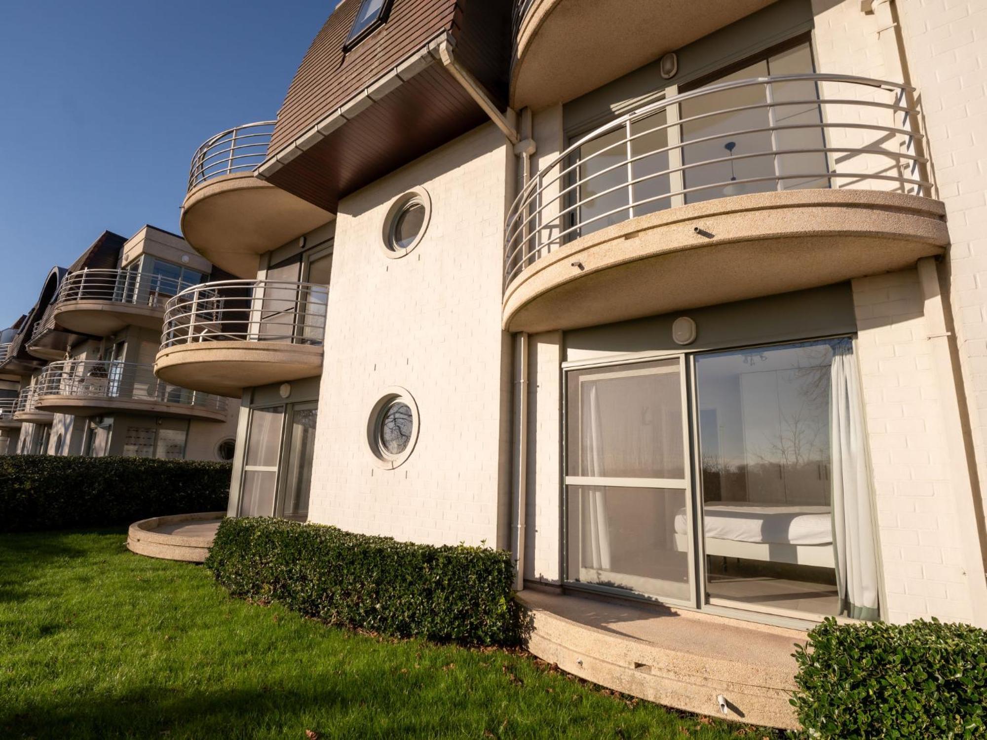 Apartment Blutsyde Promenade-35 By Interhome Bredene Bagian luar foto